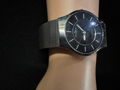 Skagen Denmark Titanium 233LTMB Men's Ultra Slim Watch, Black -571B