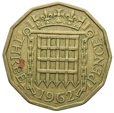 1962 UK 3 Pence Coin &ndash; Queen Elizabeth II Brass Threepence &ndash; Predecimal