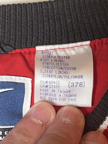 Vintage Reebok Wisconsin Football Windbreaker Pull Over Jacket Mens Medium Sport - Picture 3 of 9