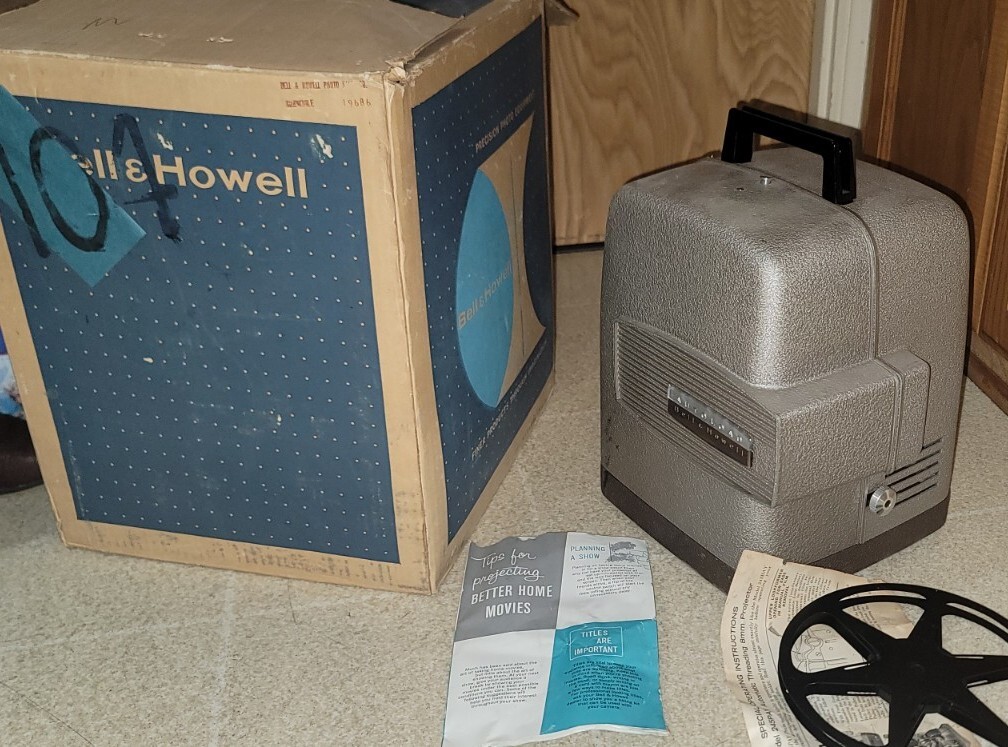 Vintage BELL & HOWELL 245PAY AUTOMATIC THREADING 8MM MOVIE PROJECTOR ...