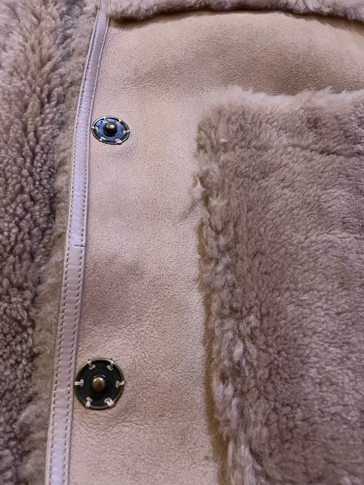 Abrigo largo de piel de oveja UGG Fayre Twin Face, talla M-nuevo, sin etiquetas. ¡Hermoso abrigo! Foto 4 de 4