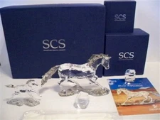 SWAROVSKI SCS 2014 AE ESPERANZA CRIOLLO HORSE SET WITH FOAL & PAPERWEIGHT