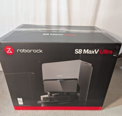 Roborock S8 MaxV Ultra Robotic Vacuum Cleaner & Empty Wash Fill Dock Black