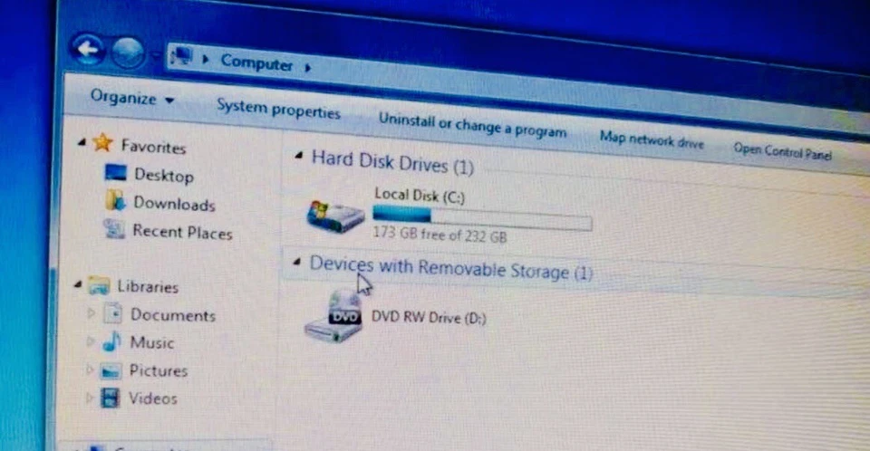 Apple iMac  A1224 Mid 2009 20in  2.26GHz 2GB DDR3 RAM 250GB HDD Windows 7 Ult - Image 4 of 4