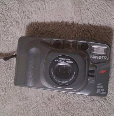 Vintage Minolta Freedom Family Zoom 35mm Point & Shoot Film Camera