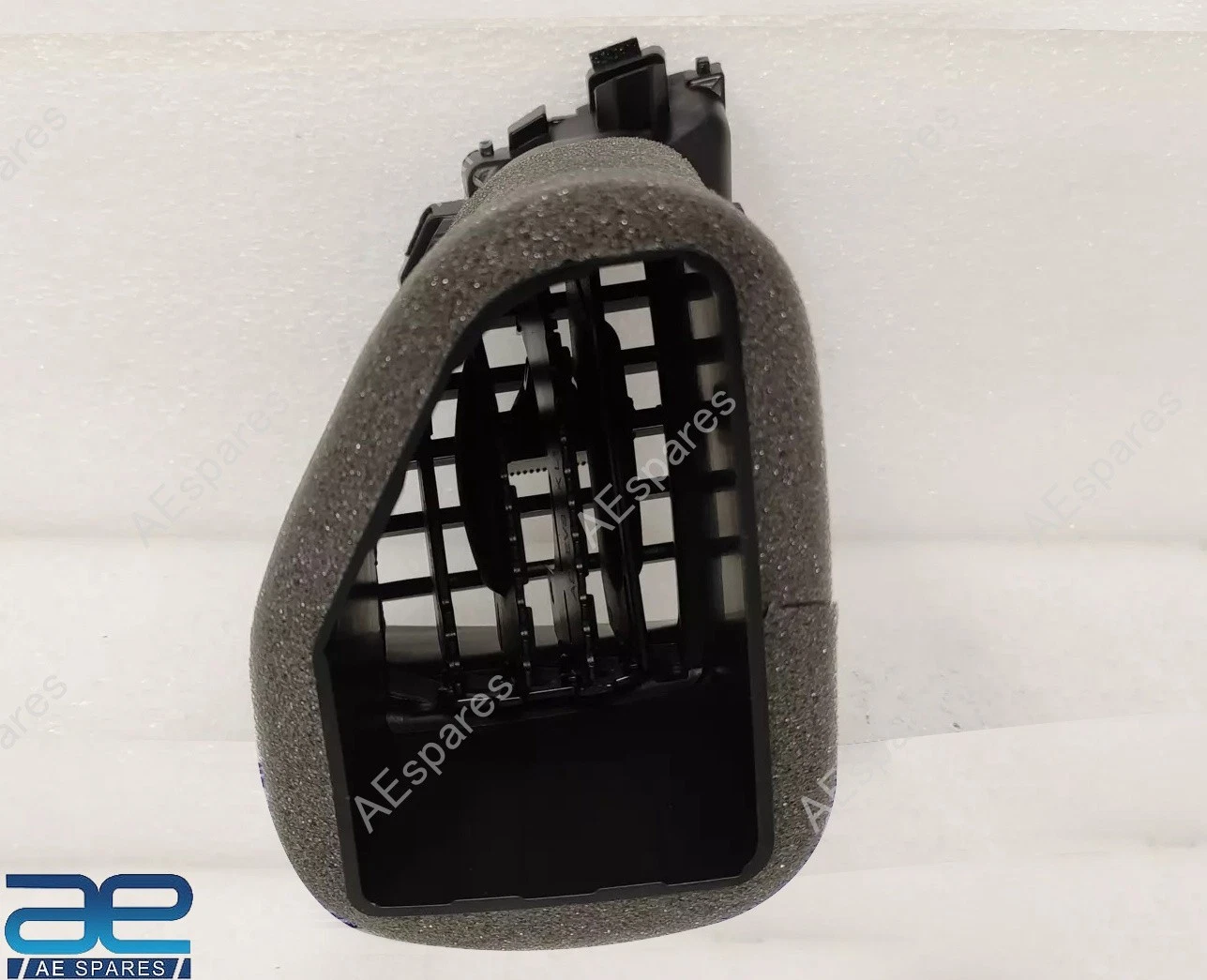 Center Duct Air Vent Assembly LH For Hyundai Verna 2017-2020 97410H69004X view 2