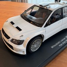 AUTOart 1/18 Mitsubishi Lancer WRC05 Plain Body Model Car