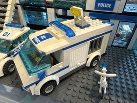LEGO CITY: Police Station (7498) Mostly Completed With a Few Missing Pieces
