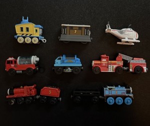 Thomas and Friends Wooden Train Lot Of 11 Assorted Characters Vehicles/Tenders