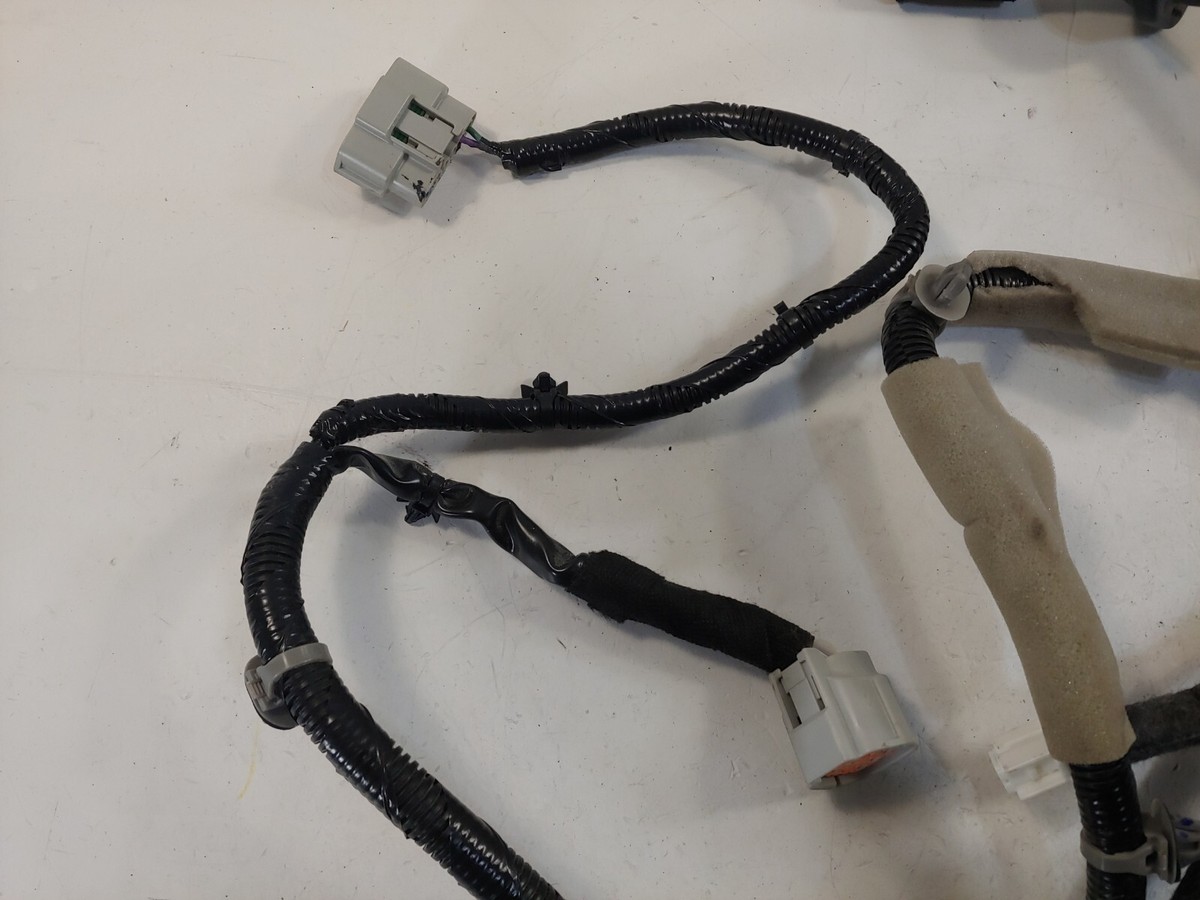 2019-2022 Nissan Rogue Sport OEM RH-Rear Door Wiring Harness 24126