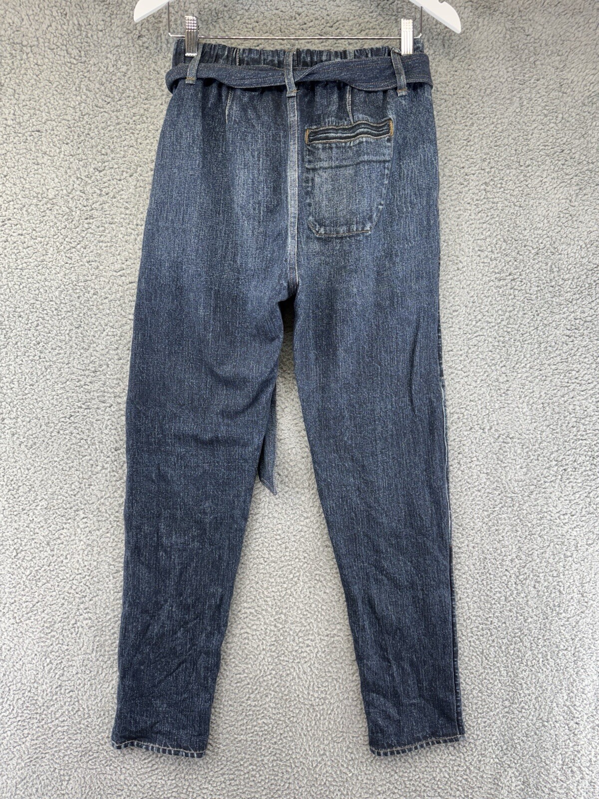 Picture 4 of 5