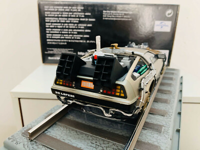 Sunstar Industries 1:18 Railroad Time Machine Diecast Car - 2714