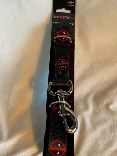 Universal Studios Pet Leash Dog Marvel Comics Deadpool 4 Feet Long New
