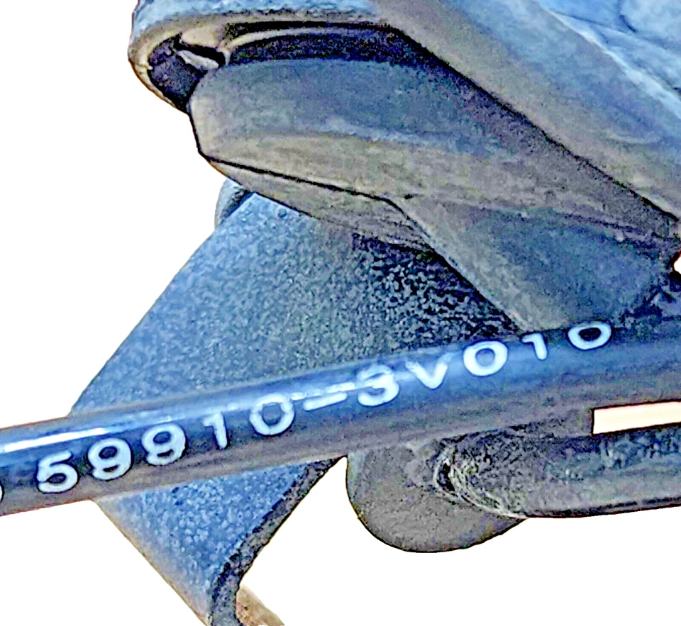 Sensor de rueda de velocidad ABS trasero izquierdo Hyundai Azera 2012-2017 59910-3V010 OEM Foto 4 de 4