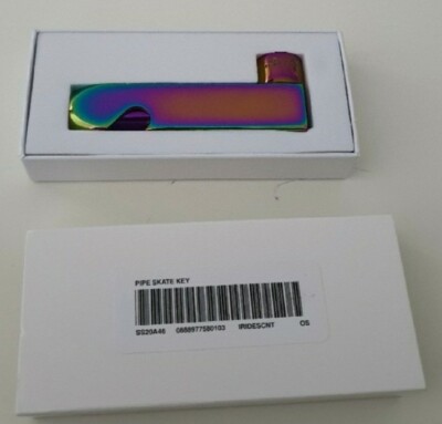 工具/メンテナンス Supreme - Supreme Pipe Skate Key Iridescent Supreme Pipe Skate Key (SS20)