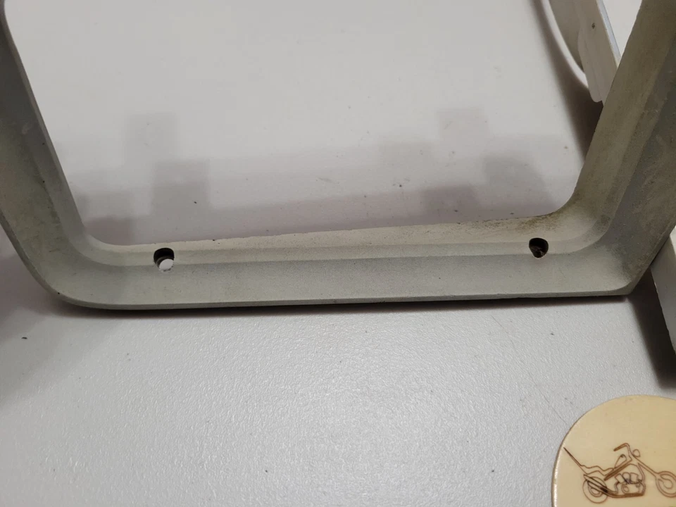 Biseles de faros de carrocería cuadrada izquierda derecha OEM C10 85-88 Chevrolet GMC Foto 2 de 4