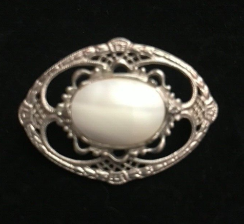 VINTAGE PIN/BROOCHES, ART DECO MARCASITE & VICTORIAN FILIGREE, BOTH WITH MOPEARL - Picture 7 of 7