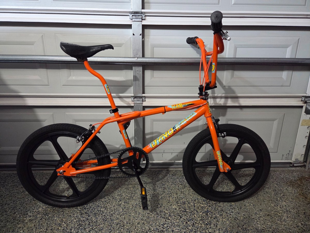 VINTAGE OLD SCHOOL 90s DYNO GT COMPE BMX FREESTYLE BIKE DAYGLOW