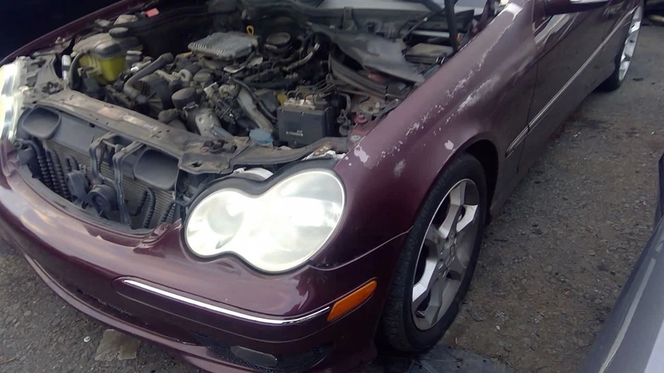 (LOCAL PICKUP ONLY) Windshield Glass 203 Type Sedan C230 Fits 04-07 MERCEDES C-C - Imagem 2 de 4