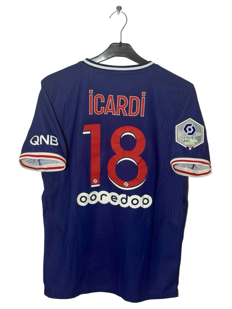 Lot 2 maillot de foot + un short de gardien