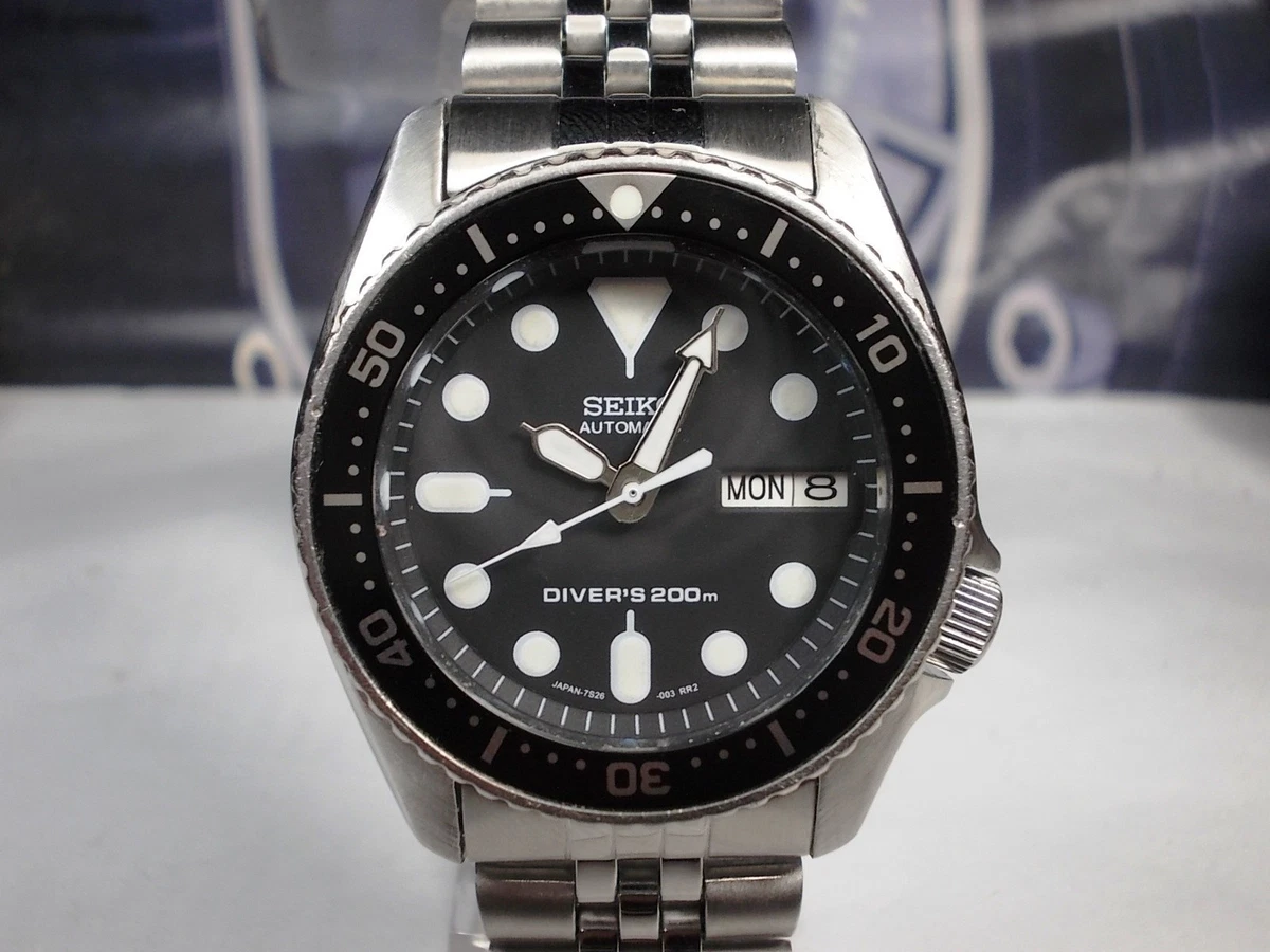Seiko Diver Analog 200 m (20 ATM) Water Resistance Wristwatches