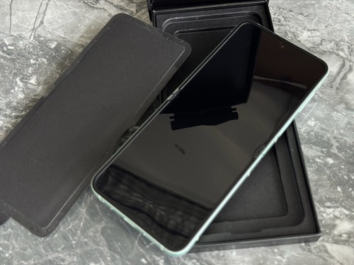 Samsung Galaxy Z Flip 6 512GB Mint Network Unlocked Warranty Fast Shipping EU - Afbeelding 7 van 7