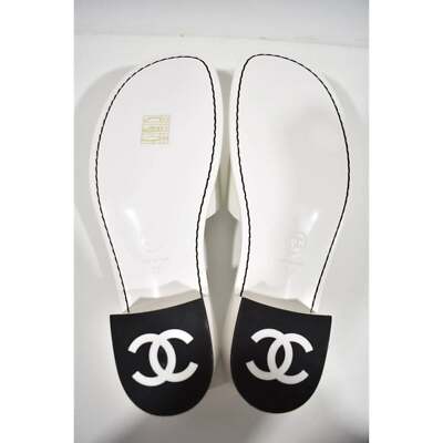Chanel 22S White Calfskin Leather CC Logo Mules Slide Sandal Block