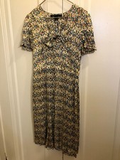 Marc Jacobs 100% silk dress size 6 slightly damaged (see photo)