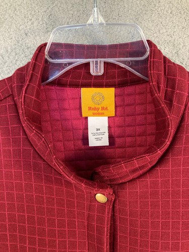 Ruby Rd. Vest Women's Plus 3X Burgundy/Red Snap Front Mock Neck Quilted Look NEW - Picture 2 of 9
