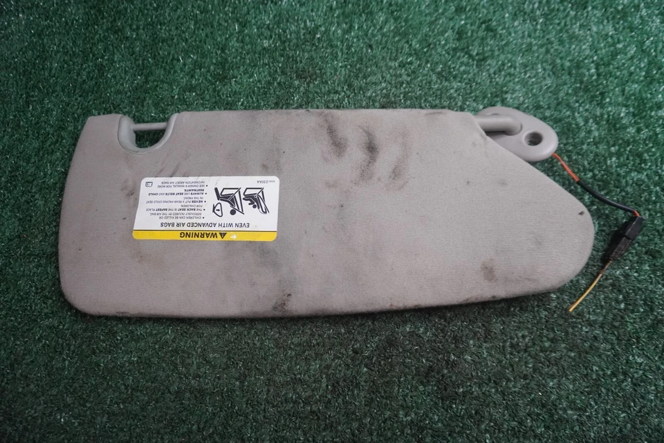 Dodge Caravan 2005 lado del conductor derecho parasol fabricante de equipos originales 1 pieza Foto 3 de 4