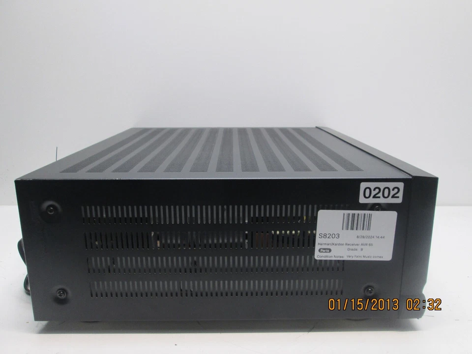 Harman Kardon AVR-65 Dolby Digital Pro Logic Surround Sound Receiver FOR PARTS - Image 3 of 4
