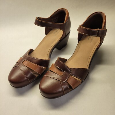 Clarks Emily Daisy Tan Two Tone US 8 Collection by Clarks Heel Strap
