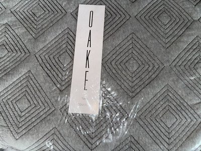 NEW Oake Astor Charcoal Coverlet Twin