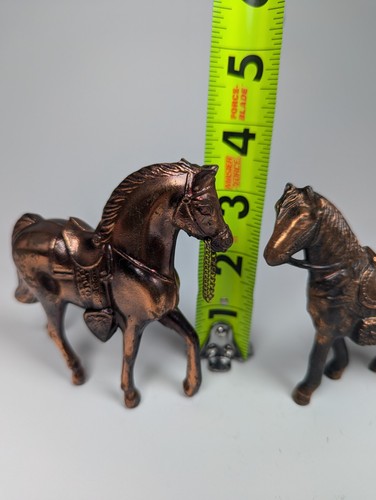 Lote de 2 caballos de hierro fundido y bronce de los años 50 - 4" de ancho X 3,25" de alto - Imagen 5 de 14