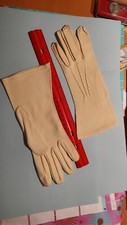 Womans Vintage Gloves