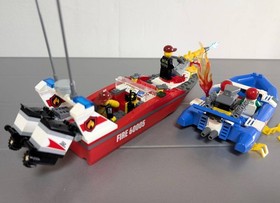 LEGO City 60005 Fire Boat Minifig City