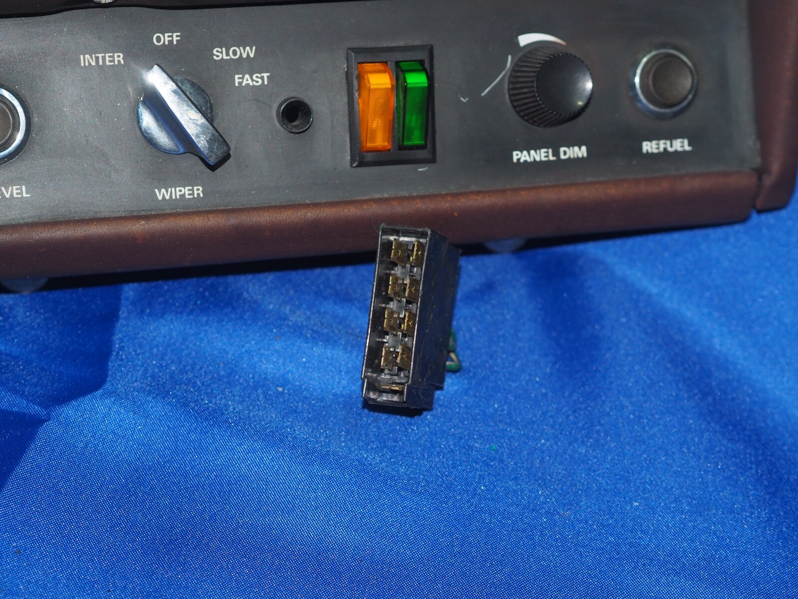 1977-1980 Rolls Royce Silver Shadow Wraith II Dash Multi Function Switch Panel