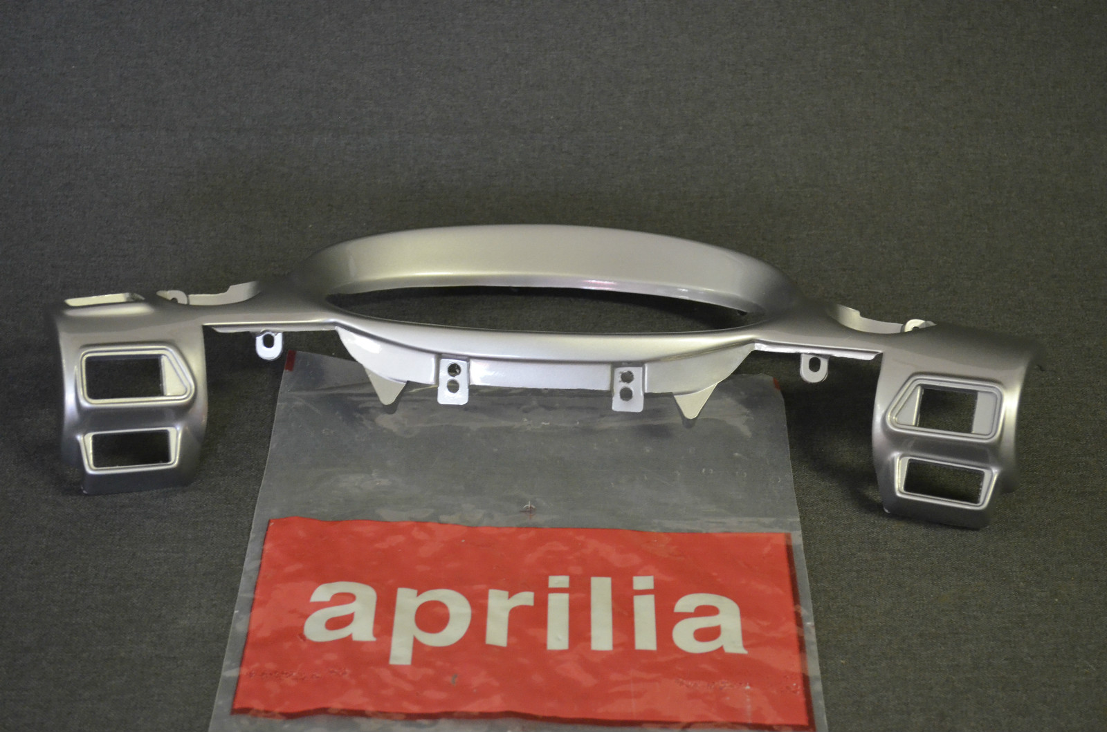 Genuine Aprilia Leonardo 125-150 St Dashbord Panel Grey AP8158550 (gb) |  eBay