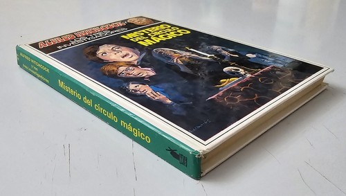 LIBRO ALFRED HITCHCOCK 3 INVESTIGADORES Misterio Del Circulo Magico - Imagen 2 de 10