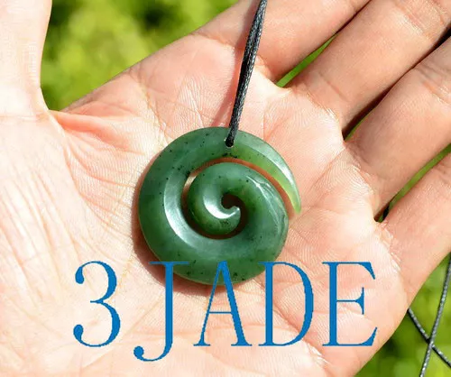 Natural Green Nephrite Jade Koru Swirl Pendant Necklace New