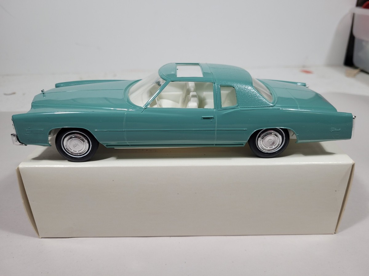 JoHan 1976 Cadillac Eldorado Dunbarton Green Dealer Promo