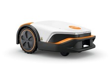 STIHL iMOW 7 Robotic Lawn Mower 28cm Cutting Width Cordless Self-Propelled