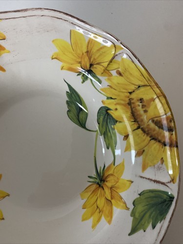 Sur La Table Green Yellow Cream Large Round Sunflower Serving Bowl Made In Italy - Picture 2 of 10