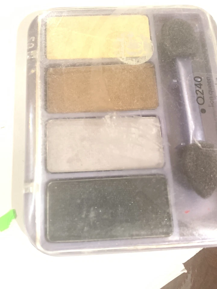 Cover Girl 240 Lion Queen Eye Shadow Pressed Powder Quad Discontinued - Изображение 2 из 4