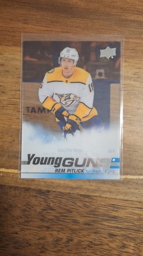 2019-20 Upper Deck 1 & 2 Young Guns Hockey Cards - Picture 27 of 28