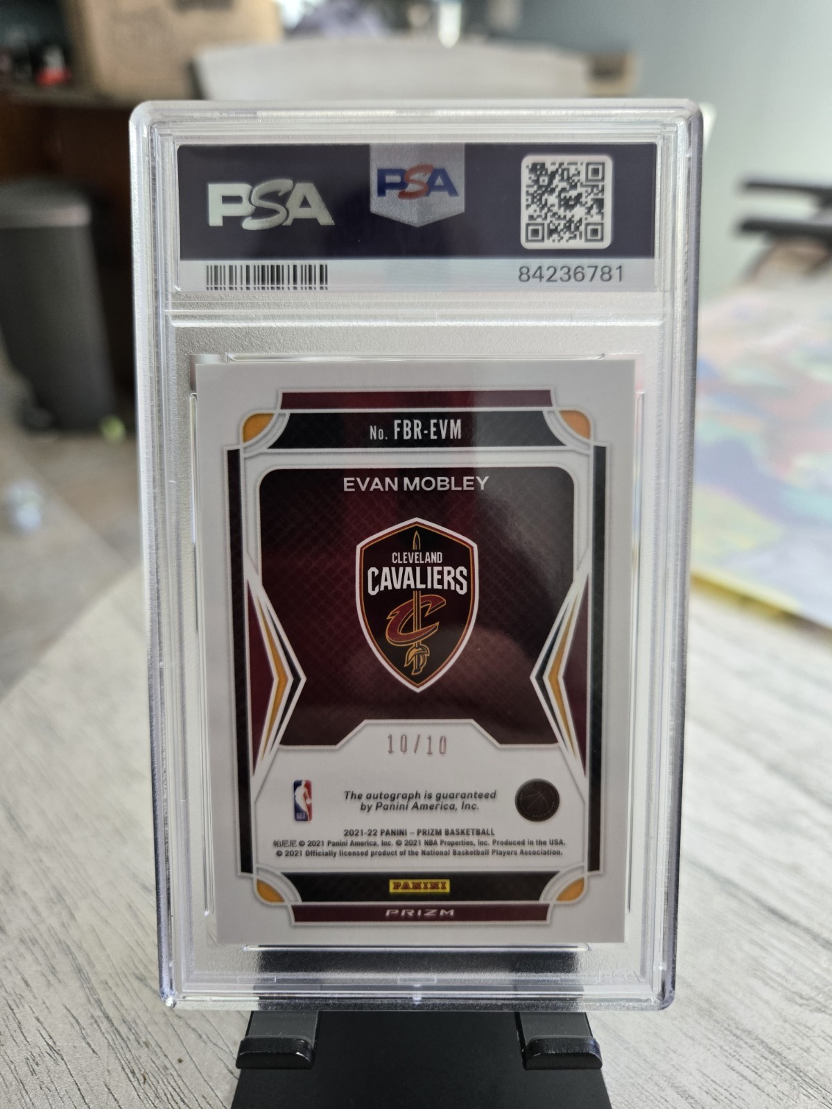 2021-22 Panini Prizm Evan Mobley Fast Break RC Auto Gold /10 PSA 9 Last On Print view 2