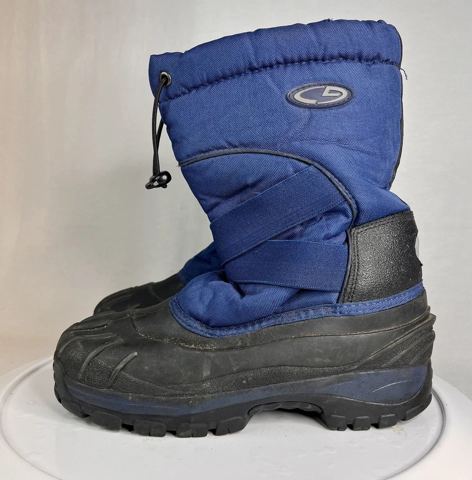 Botas de nieve Thermolite C9 By Champion para niños talla 5,5 negras y azules usadas en excelente estado (mujeres 7,5) Foto 2 de 4