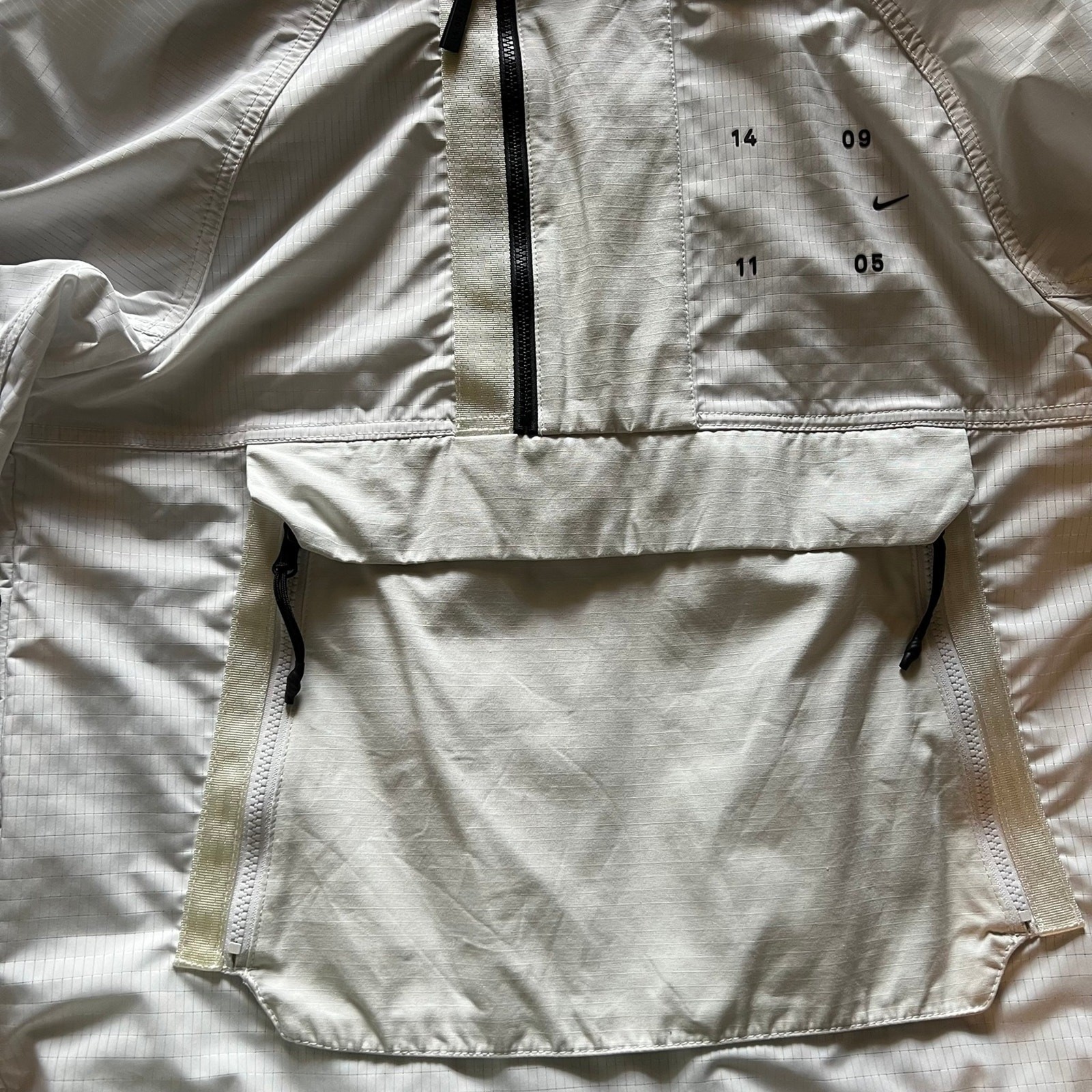 Nike Men’s Pullover Jacket Small - image 2