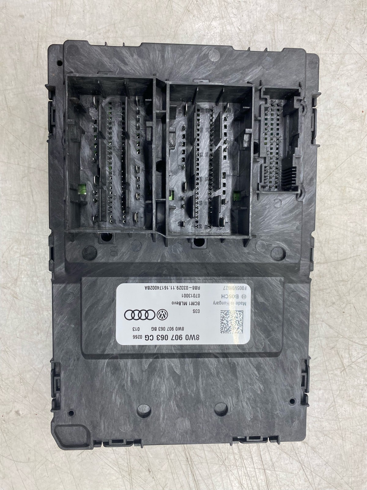 2015-2020 BENTLEY BENTAYGA OEM BCM BODY CONTROL MODULE UNIT 8W0907063CG