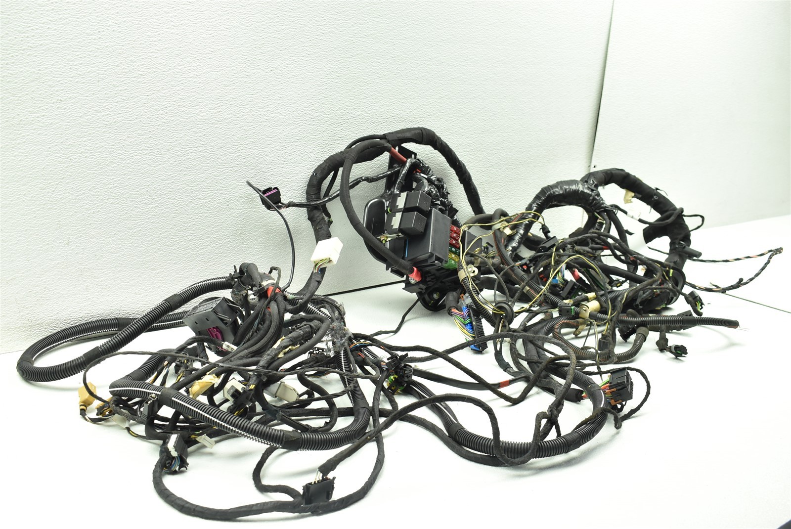 2005 Maserati Quattroporte Rear Body Floor Harness Wiring 